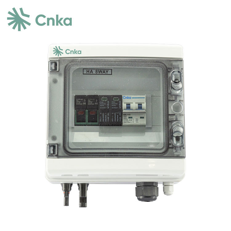 كيف يعمل صندوق التجميع الكهروضوئي على تحسين كفاءة النظام الشمسي وسلامته؟